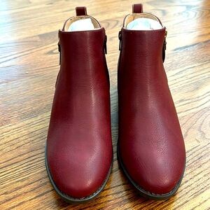 Brand new Journee Collection booties